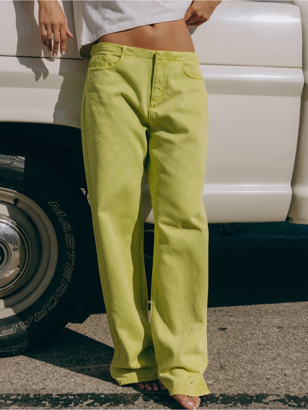 Daily Drills Small Citron Beach Jeans. 💚⚡️